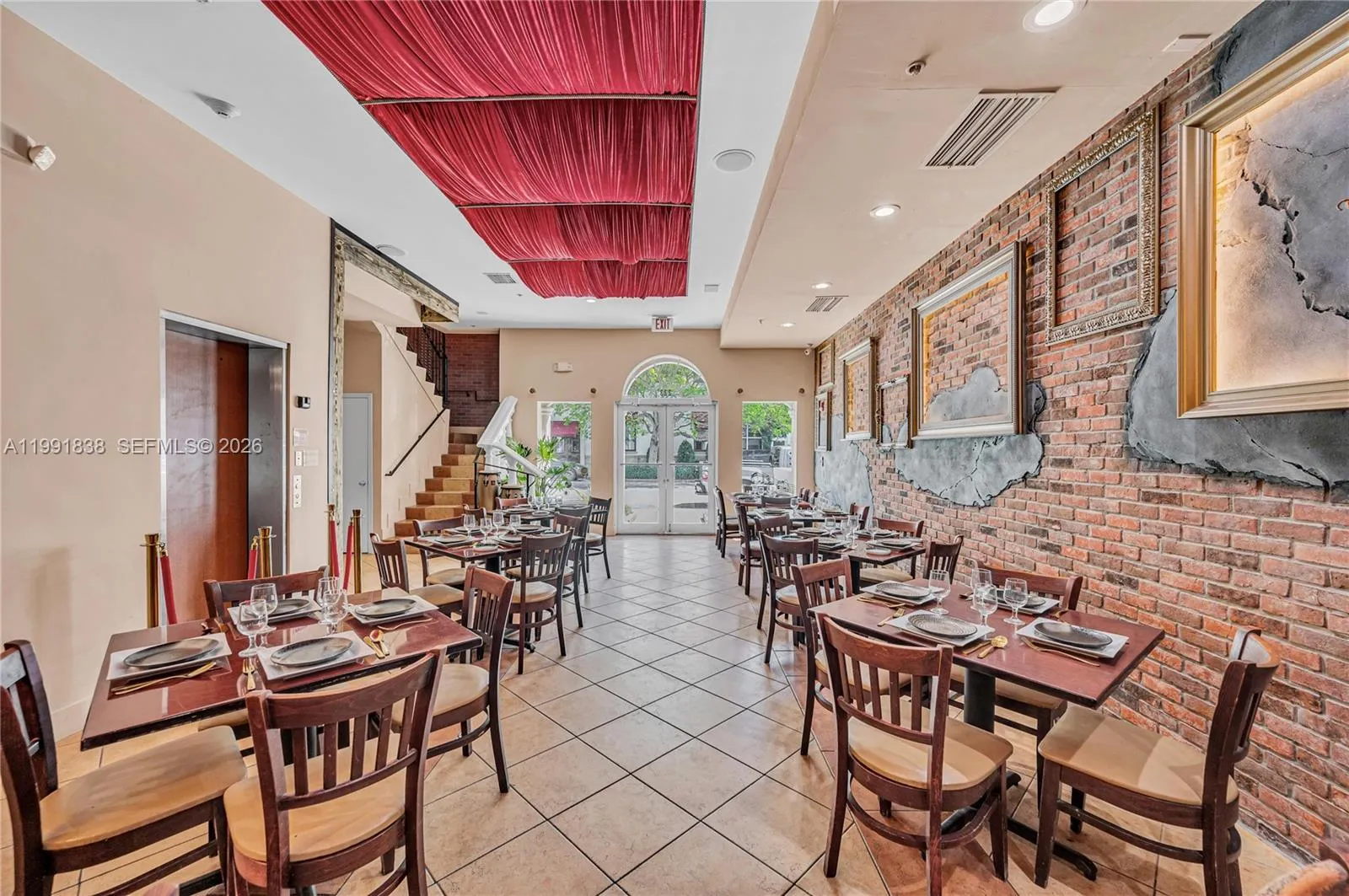 223 Valencia Ave, Coral Gables, Florida 33134, Coral Gables, Florida 33134, ,Commercial Lease,For Rent,223 Valencia Ave, Coral Gables, Florida 33134,A11991838