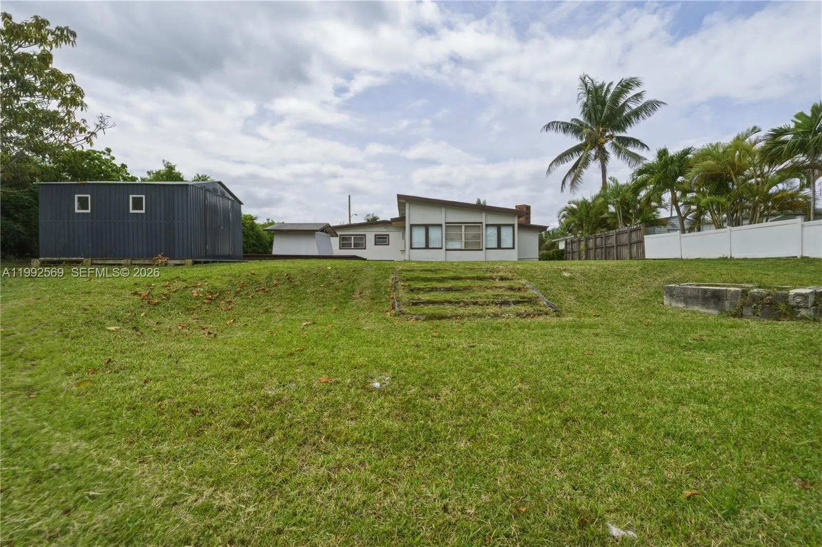 3825 Sw 33rd St, West Park, Florida 33023, West Park, Florida 33023, 5 Bedrooms Bedrooms, ,2 BathroomsBathrooms,Residential Lease,For Rent,3825 Sw 33rd St, West Park, Florida 33023,A11992569