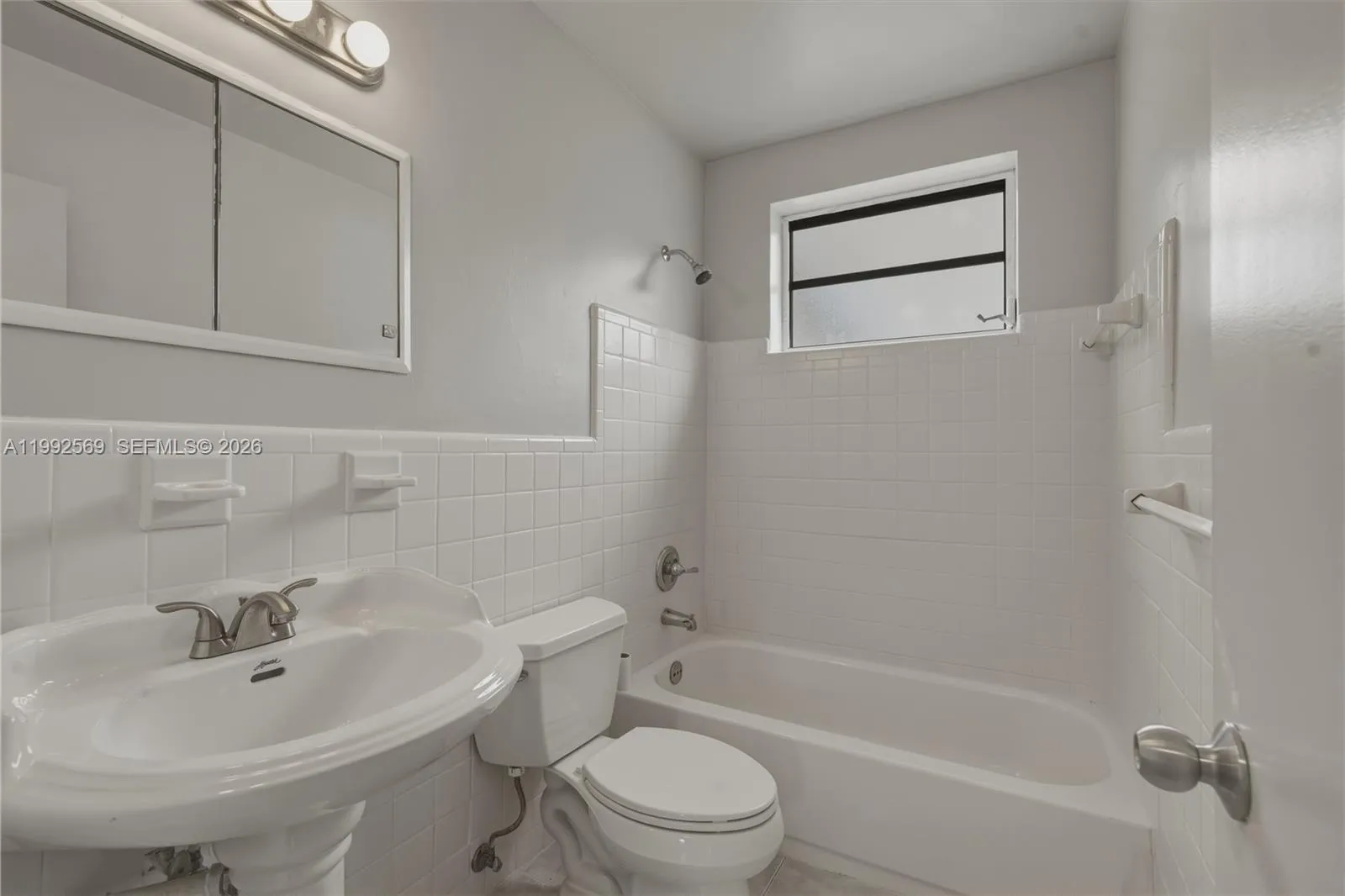 3825 Sw 33rd St, West Park, Florida 33023, West Park, Florida 33023, 5 Bedrooms Bedrooms, ,2 BathroomsBathrooms,Residential Lease,For Rent,3825 Sw 33rd St, West Park, Florida 33023,A11992569