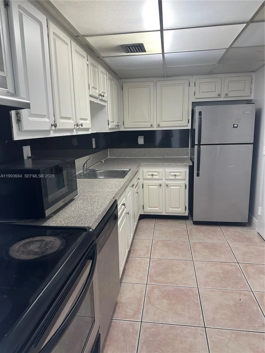 1805 Sans Souci Blvd 404, North Miami, Florida 331, North Miami, Florida 33181, 2 Bedrooms Bedrooms, ,2 BathroomsBathrooms,Residential Lease,For Rent,1805 Sans Souci Blvd 404, North Miami, Florida 331,A11993684