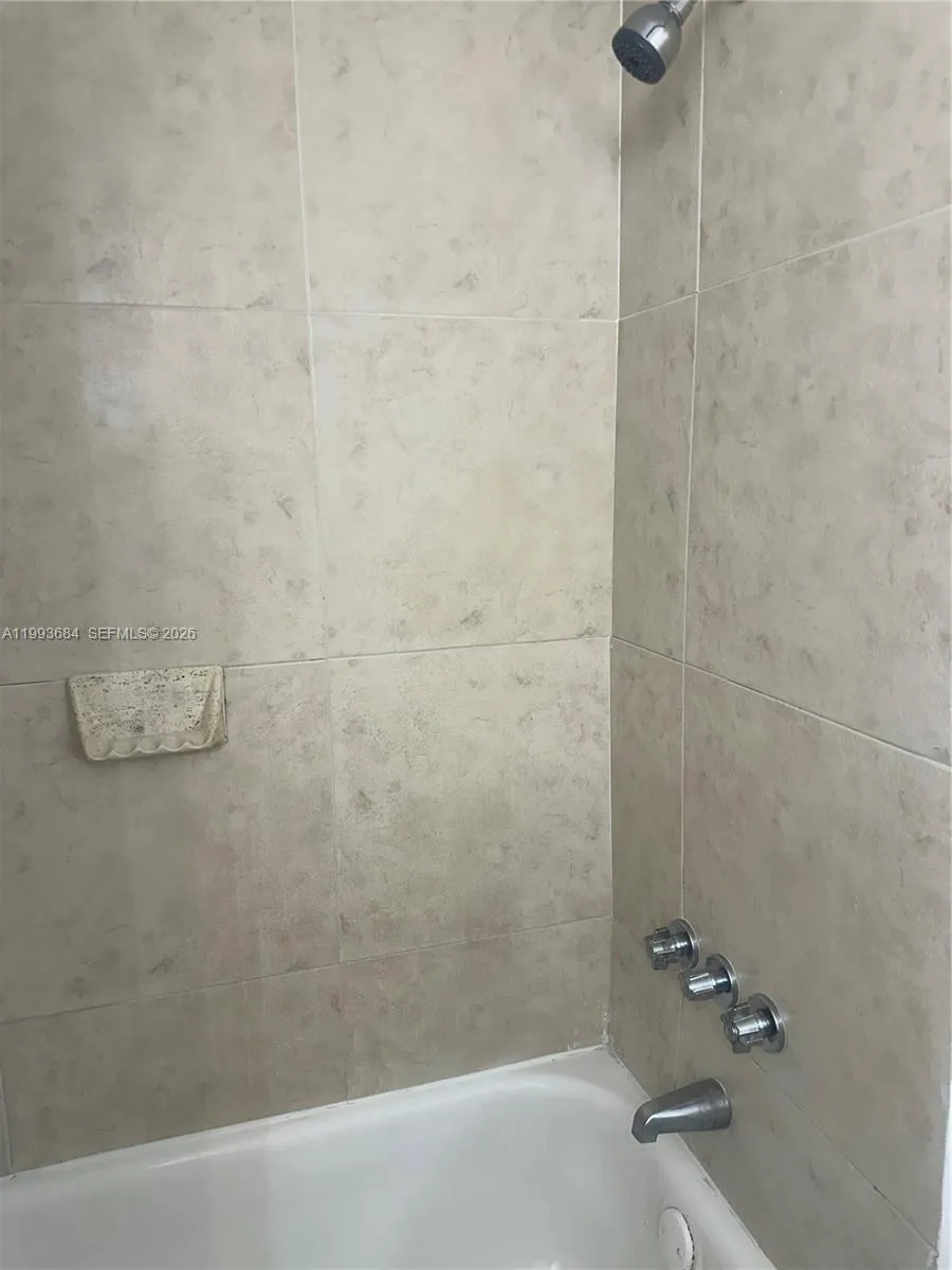 1805 Sans Souci Blvd 404, North Miami, Florida 331, North Miami, Florida 33181, 2 Bedrooms Bedrooms, ,2 BathroomsBathrooms,Residential Lease,For Rent,1805 Sans Souci Blvd 404, North Miami, Florida 331,A11993684