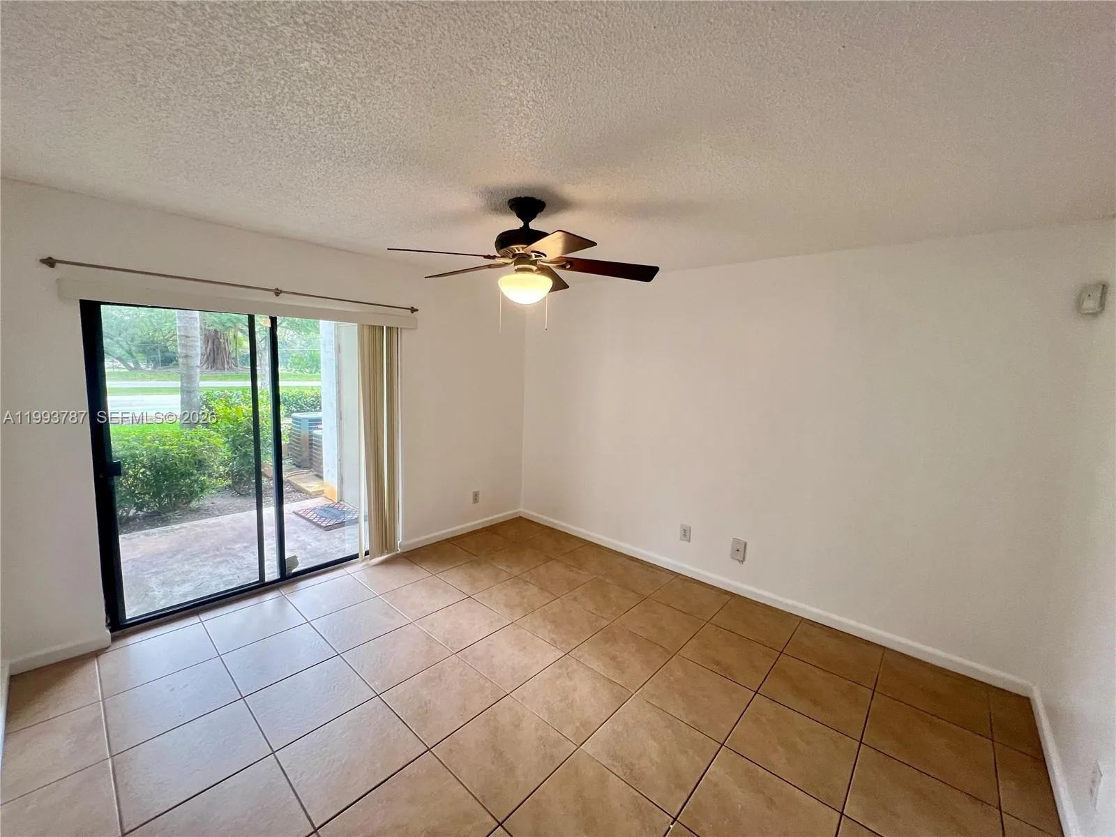 530 S Park Rd 15-11, Hollywood, Florida 33021, Hollywood, Florida 33021, 1 Bedroom Bedrooms, ,1 BathroomBathrooms,Residential Lease,For Rent,530 S Park Rd 15-11, Hollywood, Florida 33021,A11993787