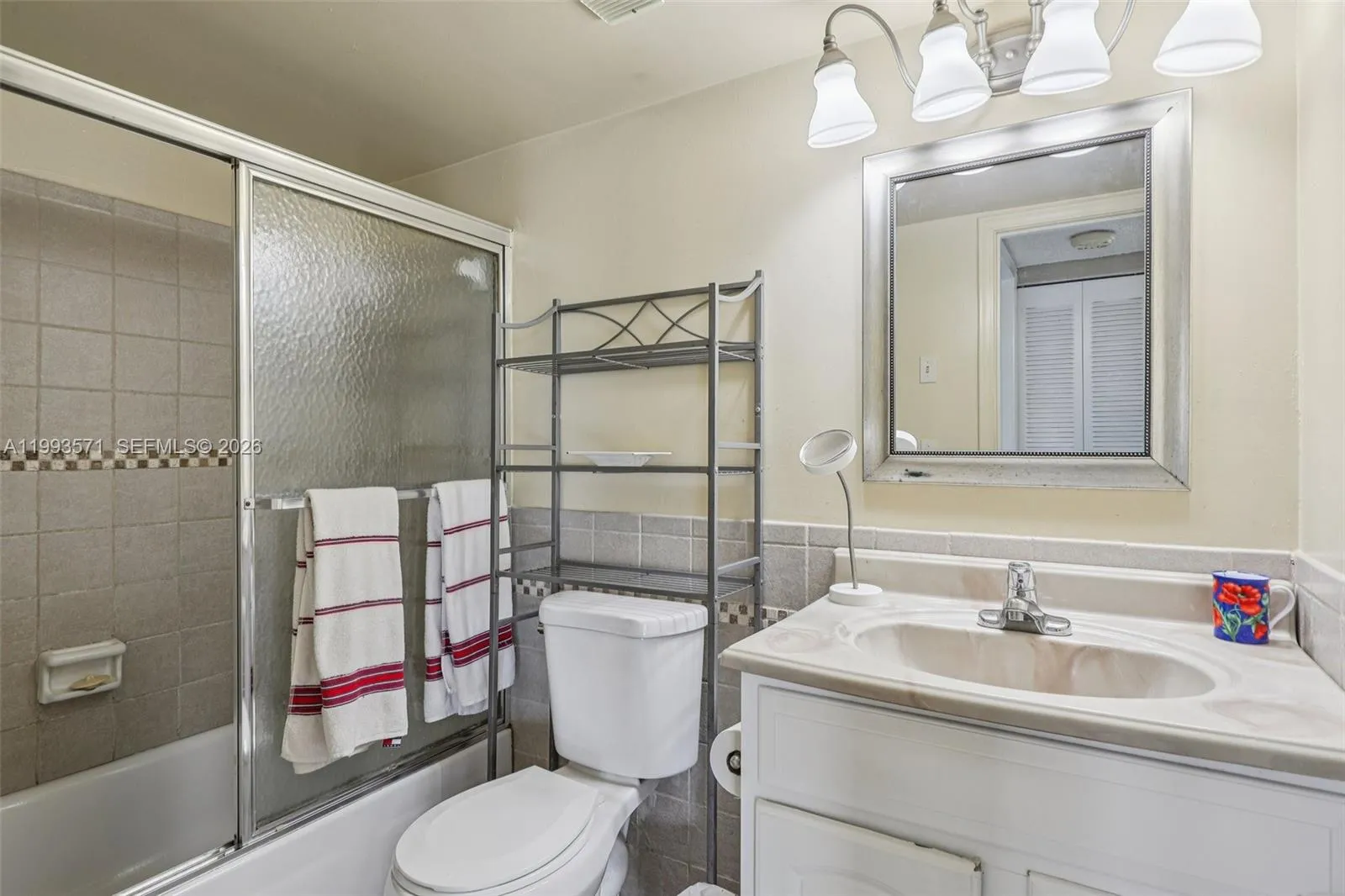 2301 Nw 41st Ave 403, Lauderhill, Florida 33313, Lauderhill, Florida 33313, 1 Bedroom Bedrooms, ,1 BathroomBathrooms,Residential,For Sale,2301 Nw 41st Ave 403, Lauderhill, Florida 33313,A11993571
