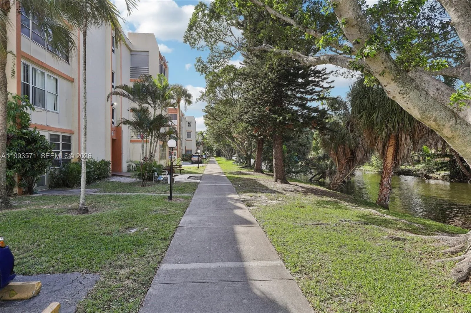 2301 Nw 41st Ave 403, Lauderhill, Florida 33313, Lauderhill, Florida 33313, 1 Bedroom Bedrooms, ,1 BathroomBathrooms,Residential,For Sale,2301 Nw 41st Ave 403, Lauderhill, Florida 33313,A11993571