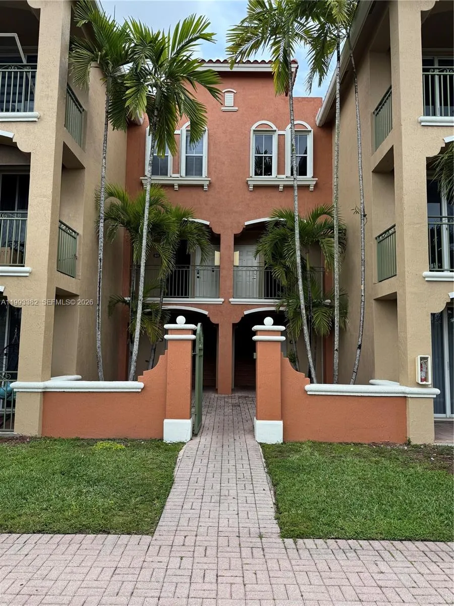 6440 Nw 114th Ave 406, Doral, Florida 33178, Doral, Florida 33178, 2 Bedrooms Bedrooms, ,2 BathroomsBathrooms,Residential Lease,For Rent,6440 Nw 114th Ave 406, Doral, Florida 33178,A11993382