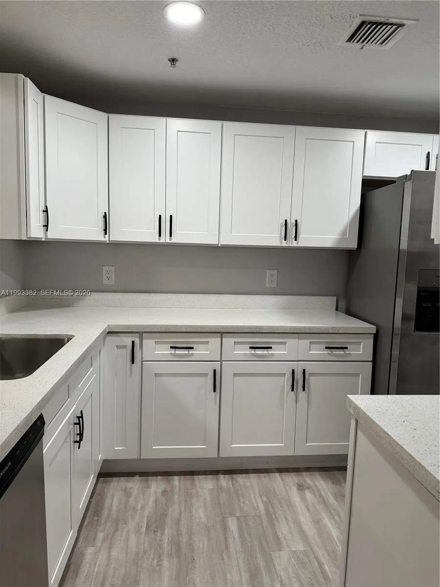 6440 Nw 114th Ave 406, Doral, Florida 33178, Doral, Florida 33178, 2 Bedrooms Bedrooms, ,2 BathroomsBathrooms,Residential Lease,For Rent,6440 Nw 114th Ave 406, Doral, Florida 33178,A11993382