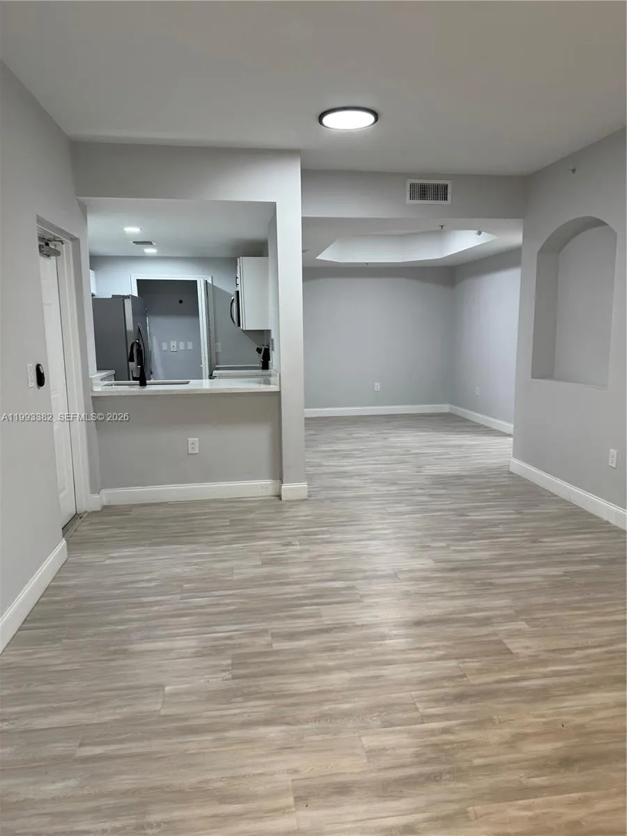 6440 Nw 114th Ave 406, Doral, Florida 33178, Doral, Florida 33178, 2 Bedrooms Bedrooms, ,2 BathroomsBathrooms,Residential Lease,For Rent,6440 Nw 114th Ave 406, Doral, Florida 33178,A11993382