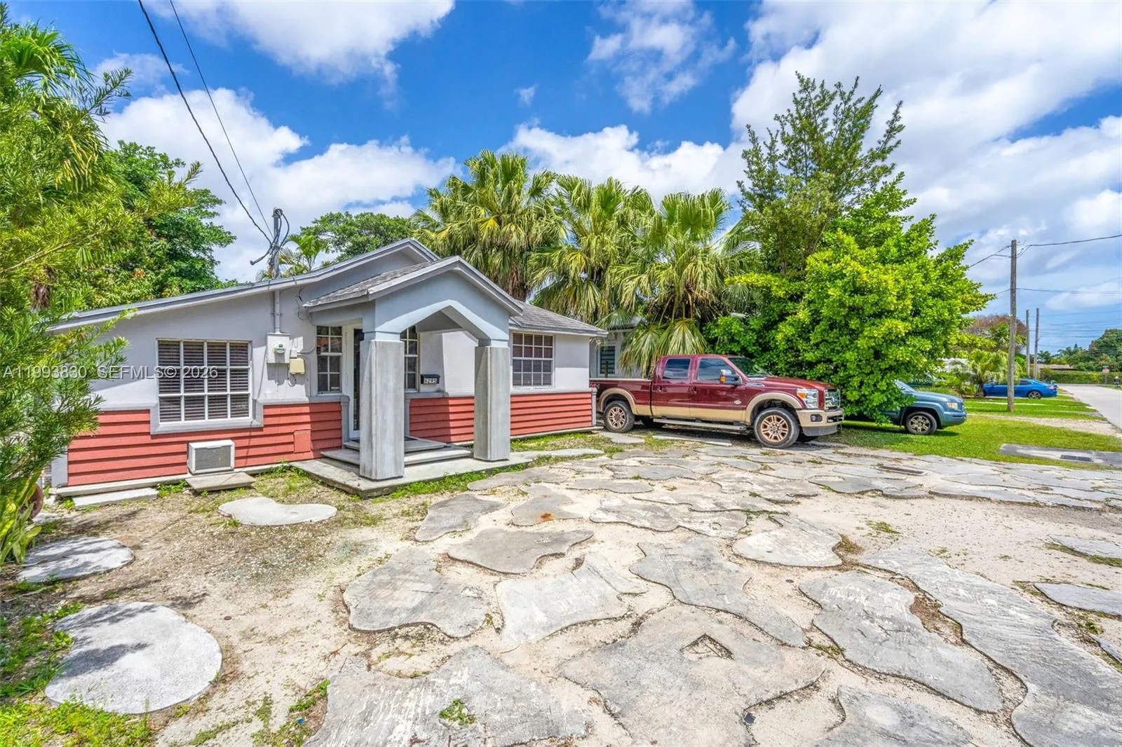 6295 Sw 29th St 1, Miami, Florida 33155, Miami, Florida 33155, 2 Bedrooms Bedrooms, ,1 BathroomBathrooms,Residential Lease,For Rent,6295 Sw 29th St 1, Miami, Florida 33155,A11993830