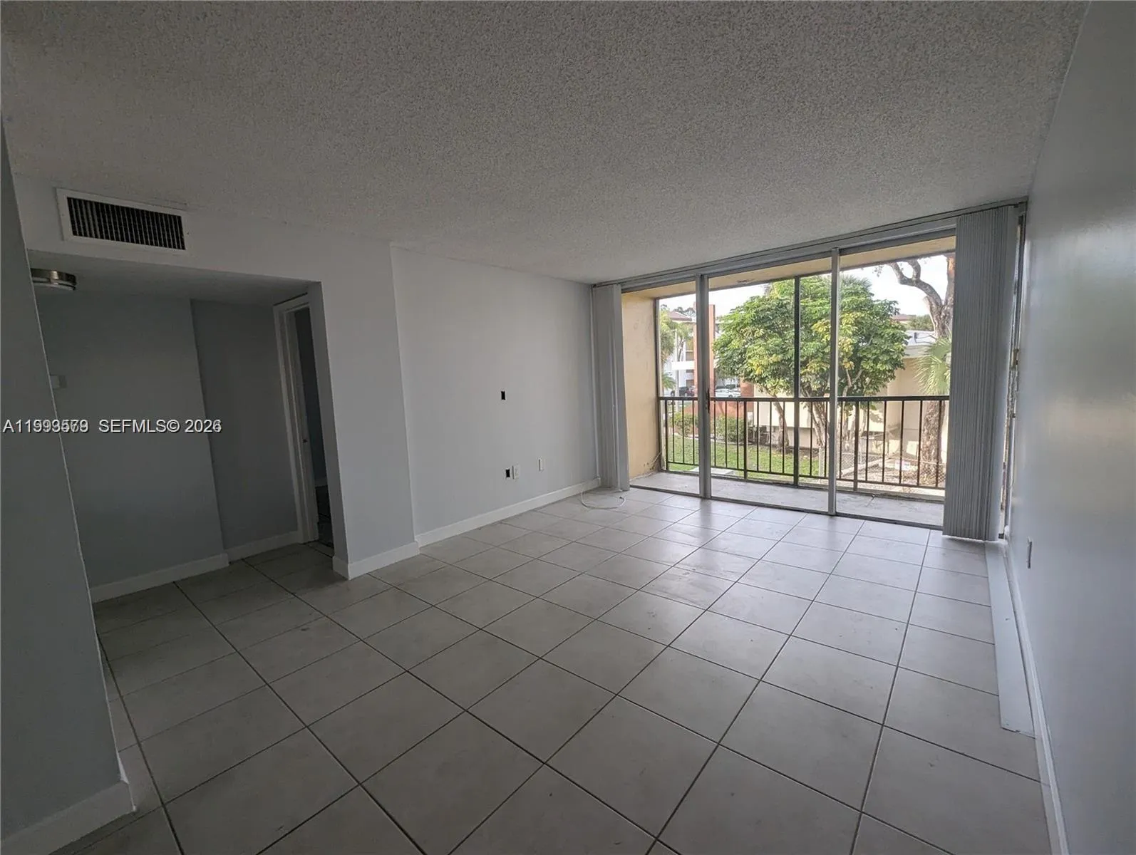 8810 Fontainebleau Blvd 201, Miami, Florida 33172, Miami, Florida 33172, 1 Bedroom Bedrooms, ,1 BathroomBathrooms,Residential Lease,For Rent,8810 Fontainebleau Blvd 201, Miami, Florida 33172,A11993579