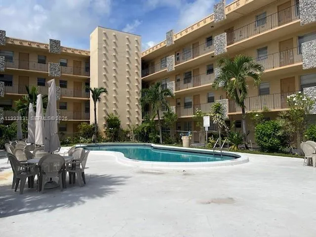 2145 Pierce St 403, Hollywood, Florida 33020, Hollywood, Florida 33020, 1 Bedroom Bedrooms, ,1 BathroomBathrooms,Residential,For Sale,2145 Pierce St 403, Hollywood, Florida 33020,A11993831