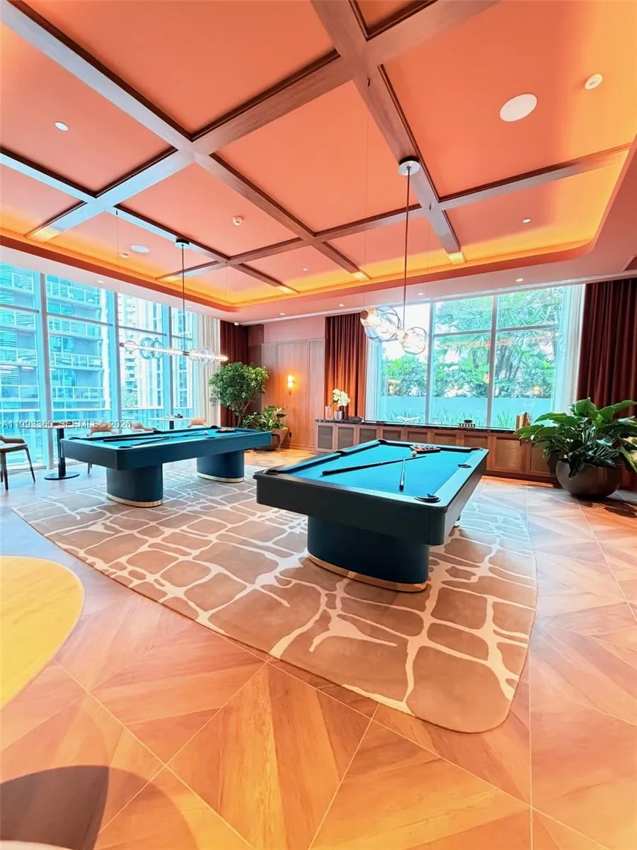 77 Se 5th St 1608, Miami, Florida 33131, Miami, Florida 33131, 1 Bedroom Bedrooms, ,1 BathroomBathrooms,Residential Lease,For Rent,77 Se 5th St 1608, Miami, Florida 33131,A11993360