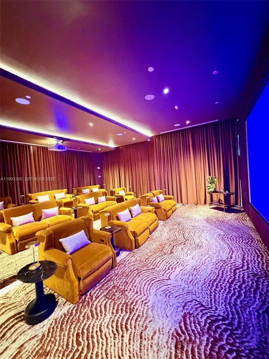 77 Se 5th St 1608, Miami, Florida 33131, Miami, Florida 33131, 1 Bedroom Bedrooms, ,1 BathroomBathrooms,Residential Lease,For Rent,77 Se 5th St 1608, Miami, Florida 33131,A11993360