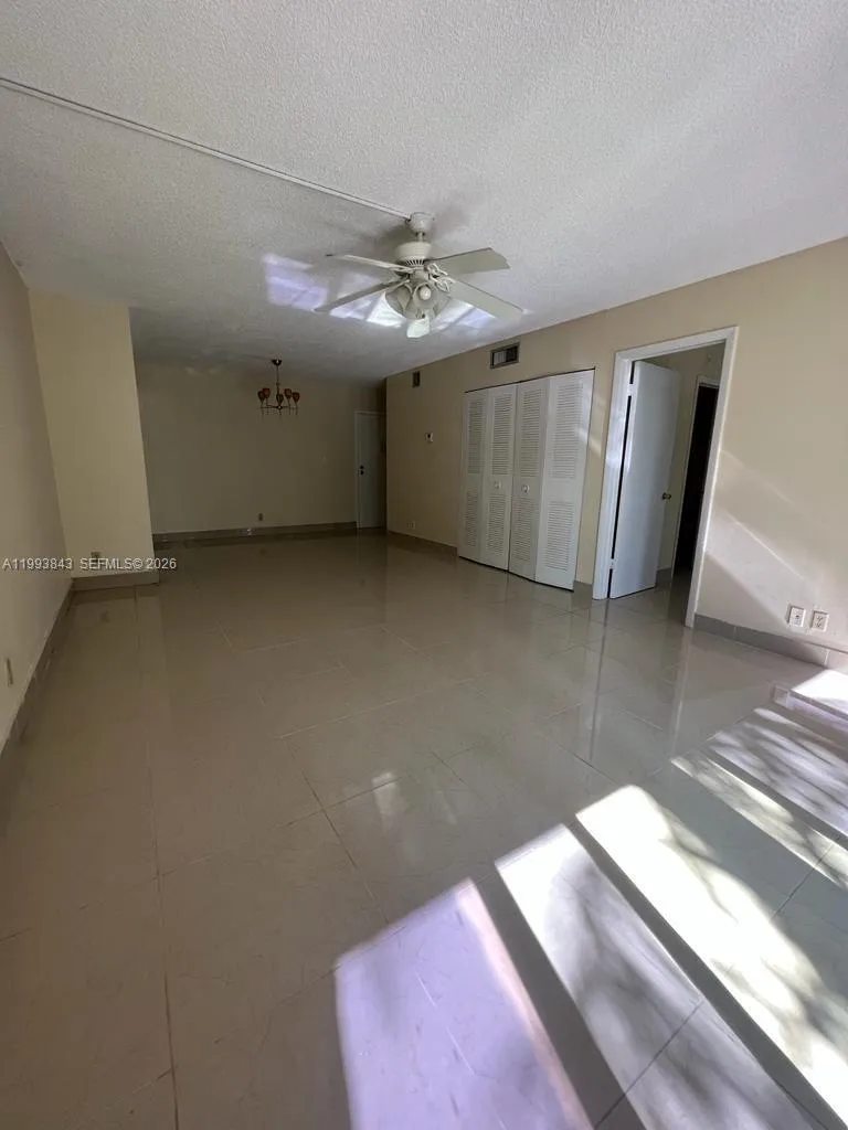 4222 Inverrary Blvd 4217, Lauderhill, Florida 3331, Lauderhill, Florida 33319, 1 Bedroom Bedrooms, ,1 BathroomBathrooms,Residential Lease,For Rent,4222 Inverrary Blvd 4217, Lauderhill, Florida 3331,A11993843