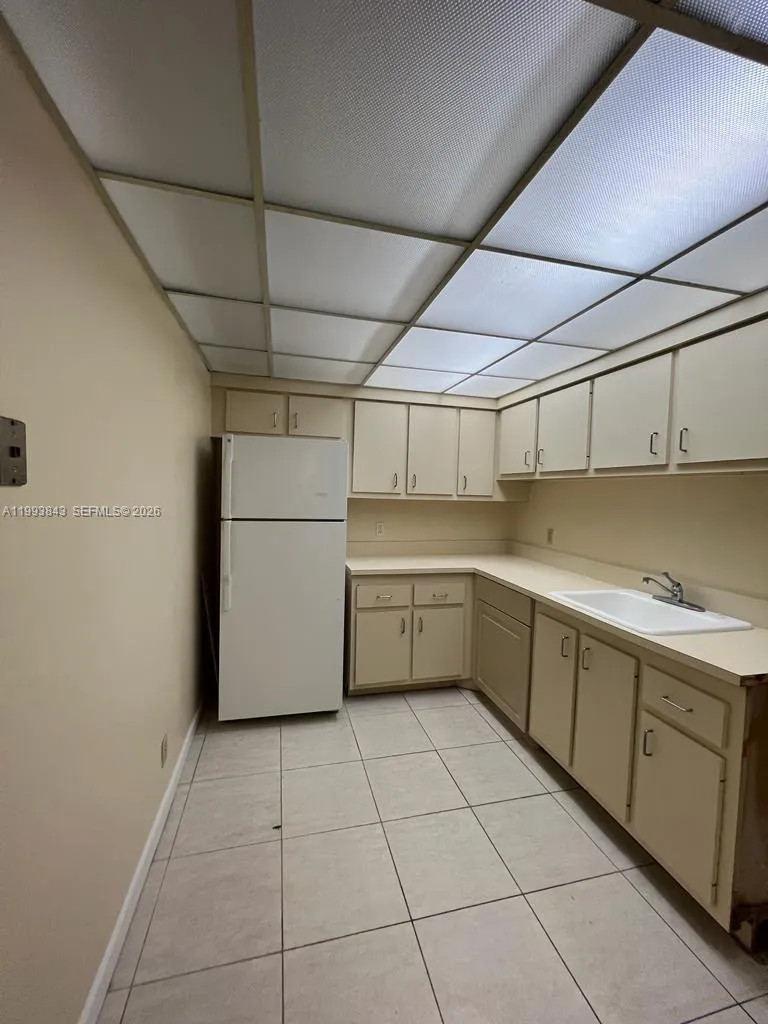 4222 Inverrary Blvd 4217, Lauderhill, Florida 3331, Lauderhill, Florida 33319, 1 Bedroom Bedrooms, ,1 BathroomBathrooms,Residential Lease,For Rent,4222 Inverrary Blvd 4217, Lauderhill, Florida 3331,A11993843