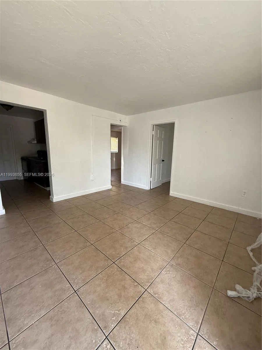 1306 Nw 61st St 5, Miami, Florida 33142, Miami, Florida 33142, 2 Bedrooms Bedrooms, ,1 BathroomBathrooms,Residential Lease,For Rent,1306 Nw 61st St 5, Miami, Florida 33142,A11993855