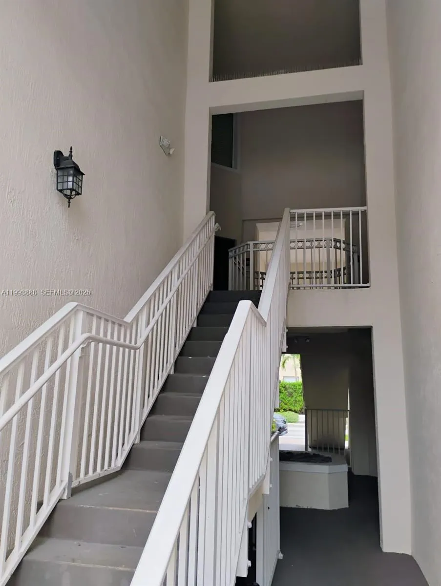 11401 Nw 89th St 220, Doral, Florida 33178, Doral, Florida 33178, 3 Bedrooms Bedrooms, ,2 BathroomsBathrooms,Residential Lease,For Rent,11401 Nw 89th St 220, Doral, Florida 33178,A11993880