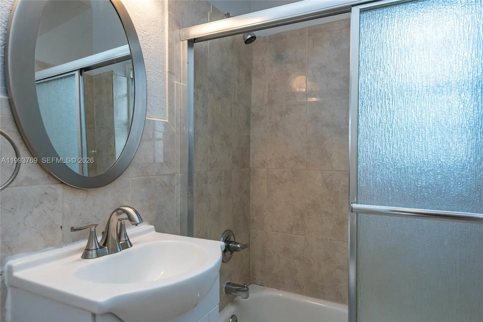 3671 Sw 11th St 9b, Miami, Florida 33135, Miami, Florida 33135, 1 Bedroom Bedrooms, ,1 BathroomBathrooms,Residential Lease,For Rent,3671 Sw 11th St 9b, Miami, Florida 33135,A11993769
