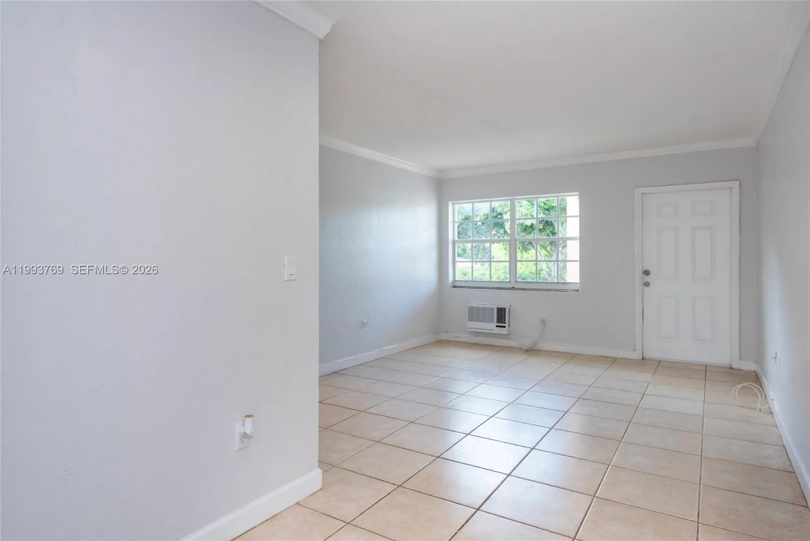 3671 Sw 11th St 9b, Miami, Florida 33135, Miami, Florida 33135, 1 Bedroom Bedrooms, ,1 BathroomBathrooms,Residential Lease,For Rent,3671 Sw 11th St 9b, Miami, Florida 33135,A11993769