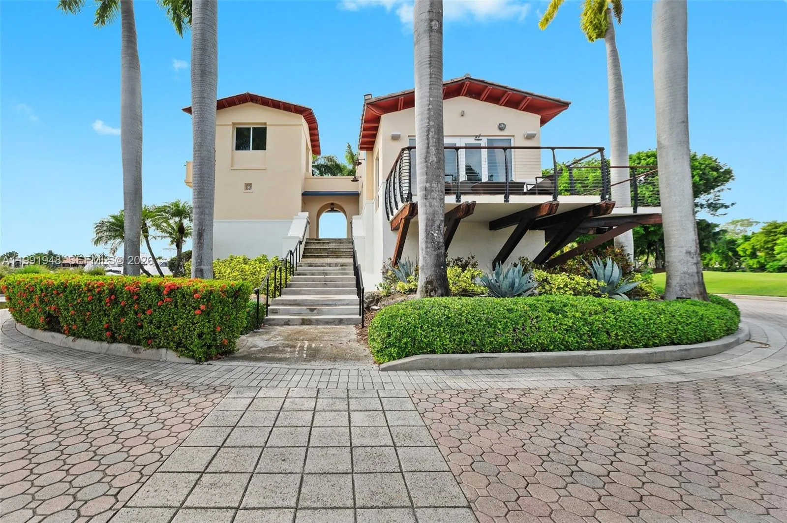 13633 Se Deering Bay Dr 225, Coral Gables, Florida, Coral Gables, Florida 33158, 3 Bedrooms Bedrooms, ,3 BathroomsBathrooms,Residential Lease,For Rent,13633 Se Deering Bay Dr 225, Coral Gables, Florida,A11991948