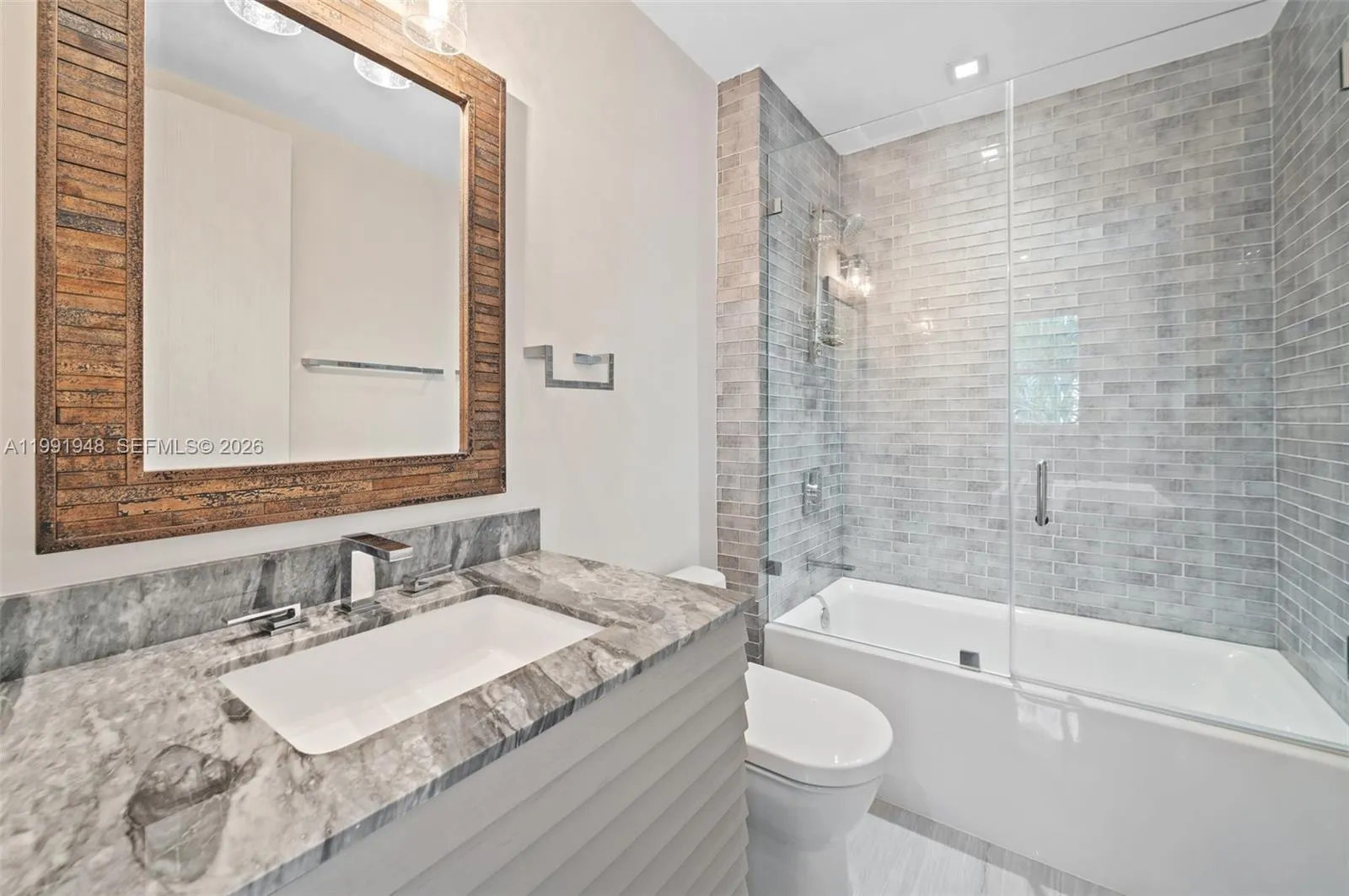 13633 Se Deering Bay Dr 225, Coral Gables, Florida, Coral Gables, Florida 33158, 3 Bedrooms Bedrooms, ,3 BathroomsBathrooms,Residential Lease,For Rent,13633 Se Deering Bay Dr 225, Coral Gables, Florida,A11991948