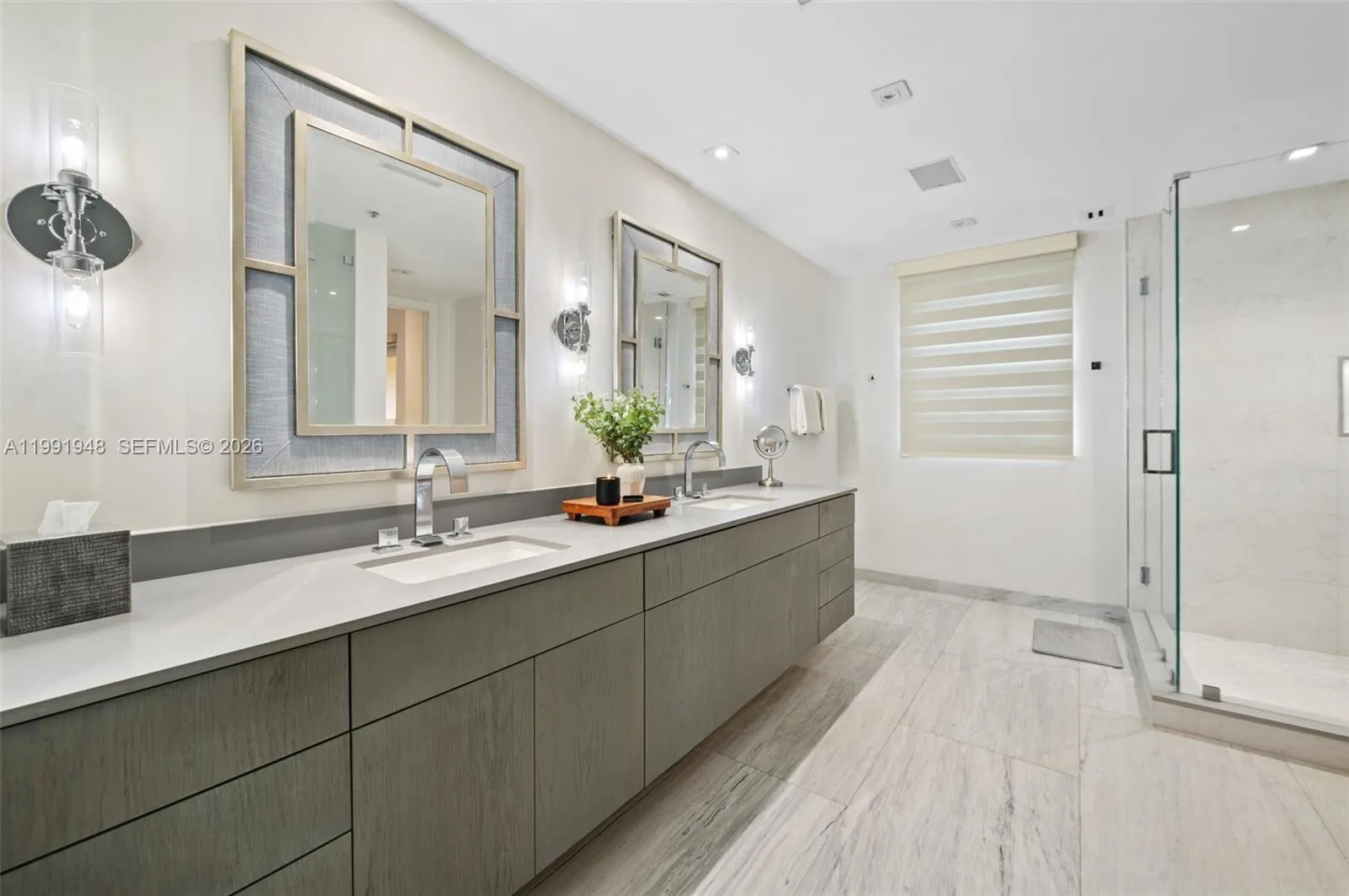 13633 Se Deering Bay Dr 225, Coral Gables, Florida, Coral Gables, Florida 33158, 3 Bedrooms Bedrooms, ,3 BathroomsBathrooms,Residential Lease,For Rent,13633 Se Deering Bay Dr 225, Coral Gables, Florida,A11991948