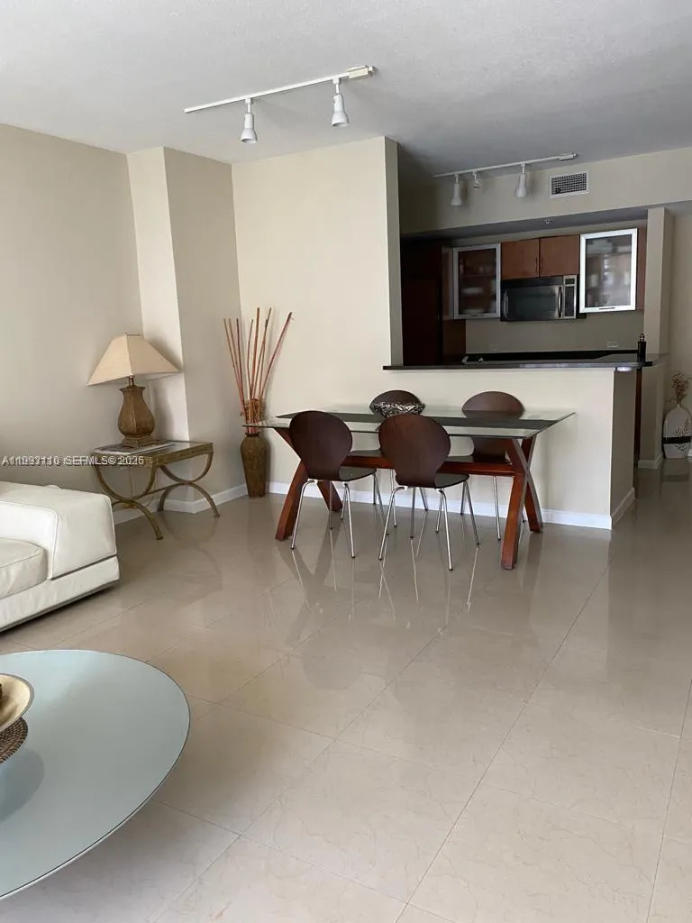 2775 Ne 187th St 330, Aventura, Florida 33180, Aventura, Florida 33180, 1 Bedroom Bedrooms, ,1 BathroomBathrooms,Residential Lease,For Rent,2775 Ne 187th St 330, Aventura, Florida 33180,A11993110