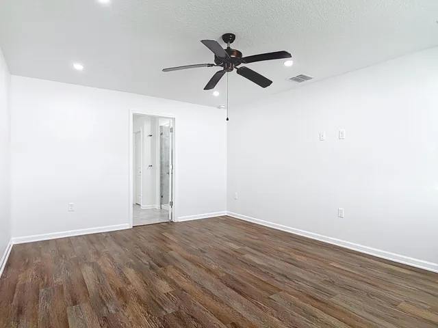 1312 Peach Creek Drive-46