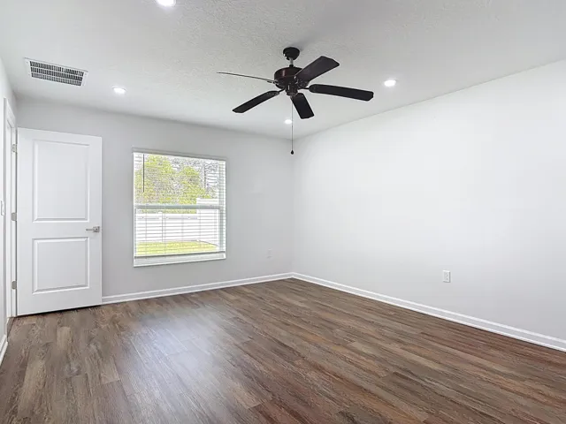 1312 Peach Creek Drive-48