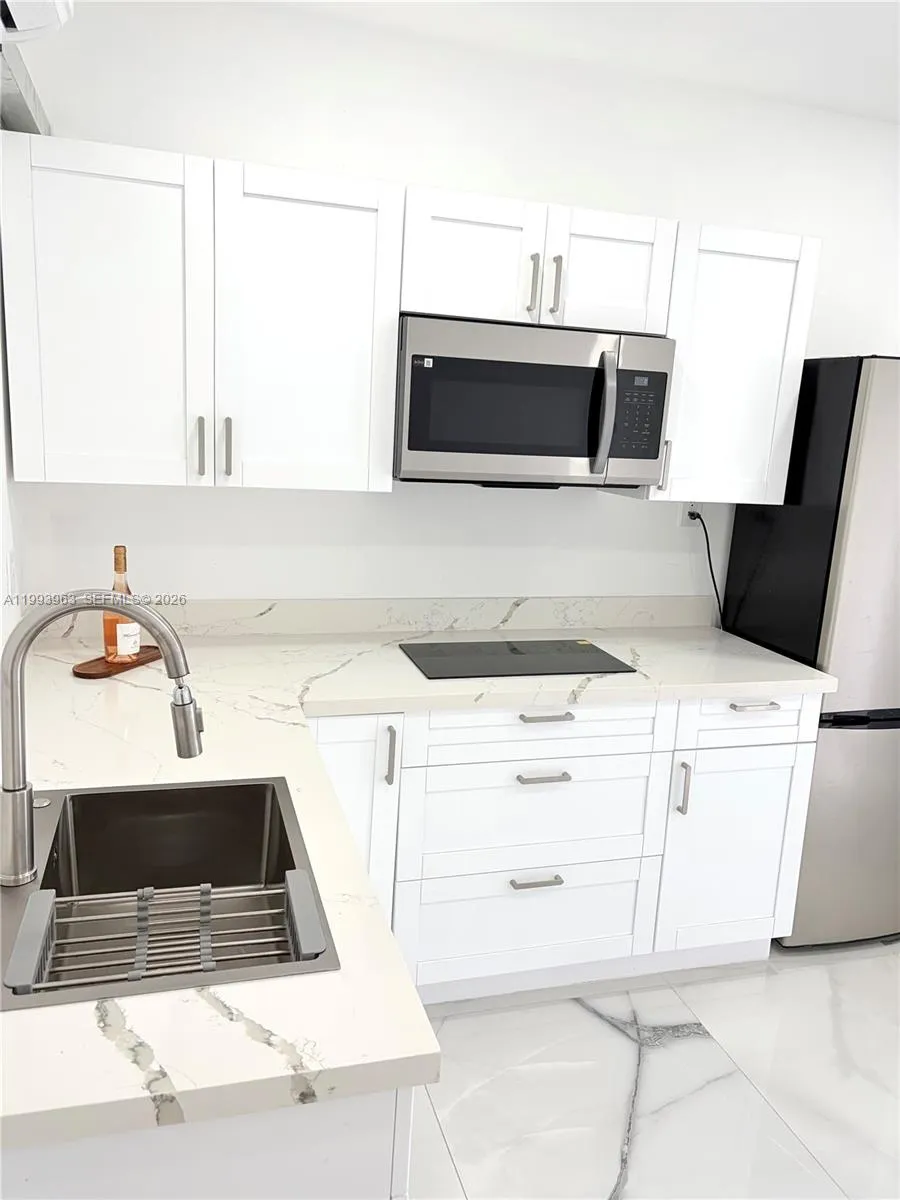 13065 Sw 263rd Ter 2, Homestead, Florida 33032, Homestead, Florida 33032, 1 Bedroom Bedrooms, ,1 BathroomBathrooms,Residential Lease,For Rent,13065 Sw 263rd Ter 2, Homestead, Florida 33032,A11993963