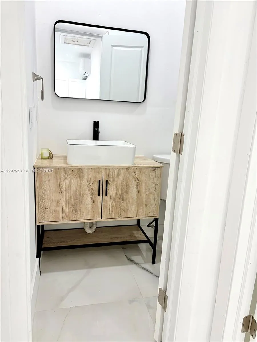 13065 Sw 263rd Ter 2, Homestead, Florida 33032, Homestead, Florida 33032, 1 Bedroom Bedrooms, ,1 BathroomBathrooms,Residential Lease,For Rent,13065 Sw 263rd Ter 2, Homestead, Florida 33032,A11993963