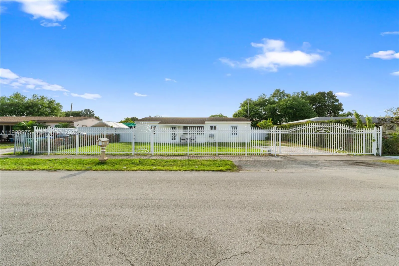 16110 Nw 28th Pl, Miami Gardens, Florida 33054, Miami Gardens, Florida 33054, 4 Bedrooms Bedrooms, ,2 BathroomsBathrooms,Residential,For Sale,16110 Nw 28th Pl, Miami Gardens, Florida 33054,A11993975