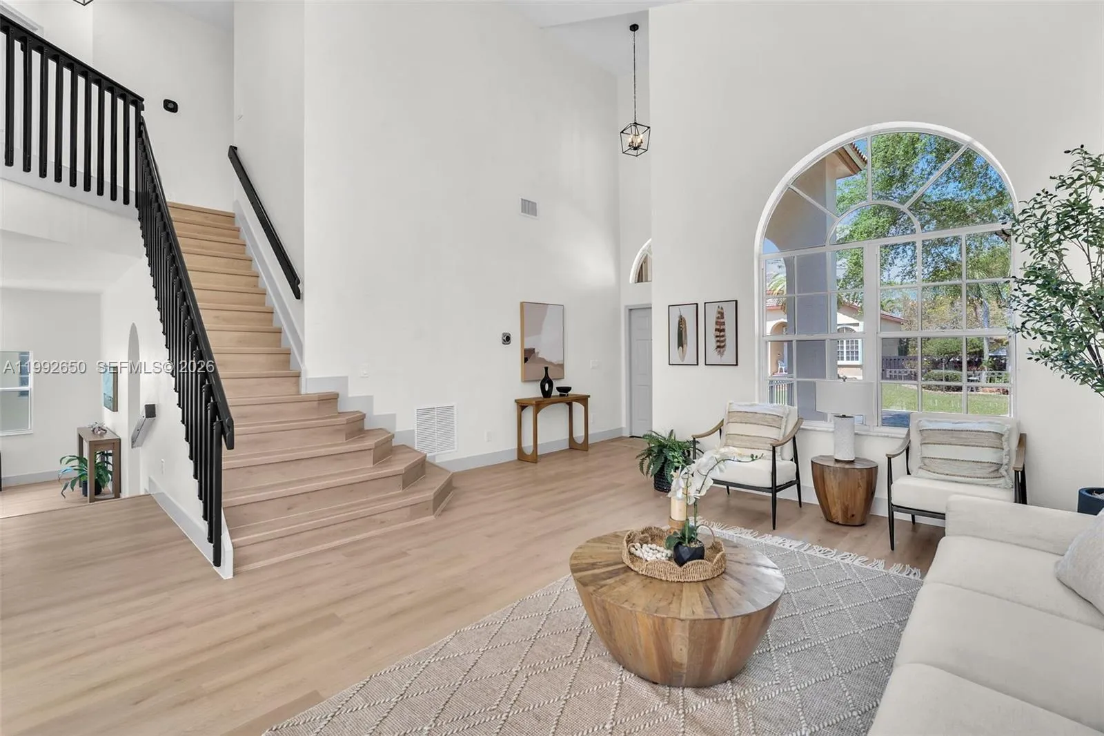 9732 Nw 32nd St, Doral, Florida 33172, Doral, Florida 33172, 4 Bedrooms Bedrooms, ,3 BathroomsBathrooms,Residential,For Sale,9732 Nw 32nd St, Doral, Florida 33172,A11992650