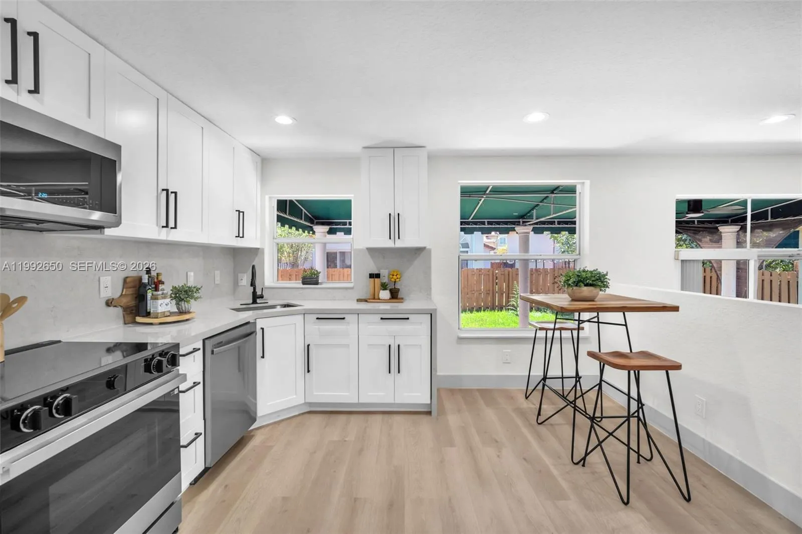 9732 Nw 32nd St, Doral, Florida 33172, Doral, Florida 33172, 4 Bedrooms Bedrooms, ,3 BathroomsBathrooms,Residential,For Sale,9732 Nw 32nd St, Doral, Florida 33172,A11992650