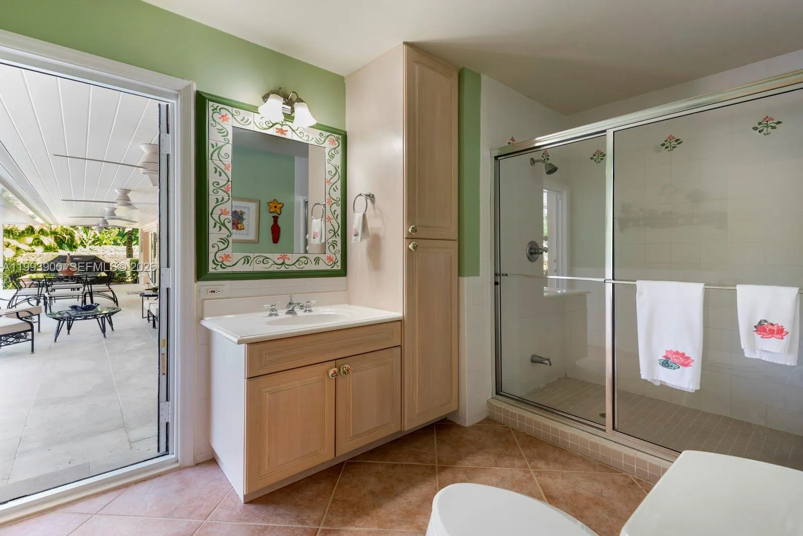 7751 Palmetto Ct, Pinecrest, Florida 33156, Pinecrest, Florida 33156, 5 Bedrooms Bedrooms, ,4 BathroomsBathrooms,Residential,For Sale,7751 Palmetto Ct, Pinecrest, Florida 33156,A11993900