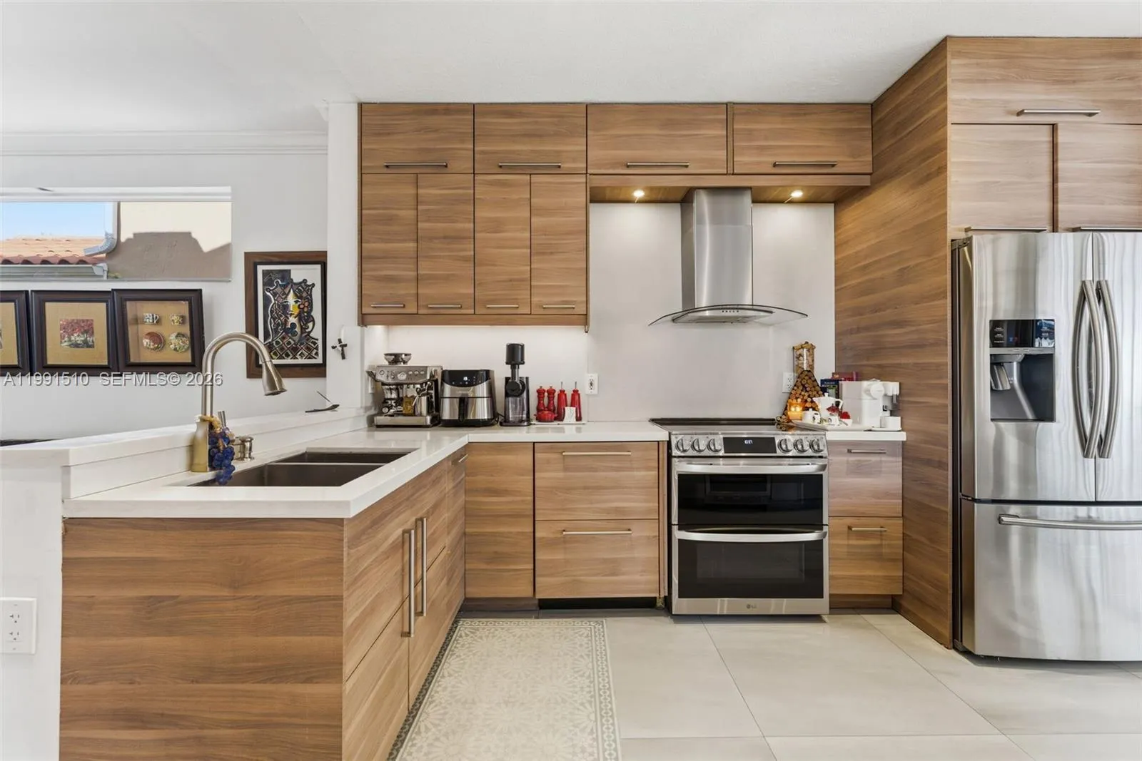 8657 Nw 2nd St, Miami, Florida 33126, Miami, Florida 33126, 5 Bedrooms Bedrooms, ,2 BathroomsBathrooms,Residential,For Sale,8657 Nw 2nd St, Miami, Florida 33126,A11991510