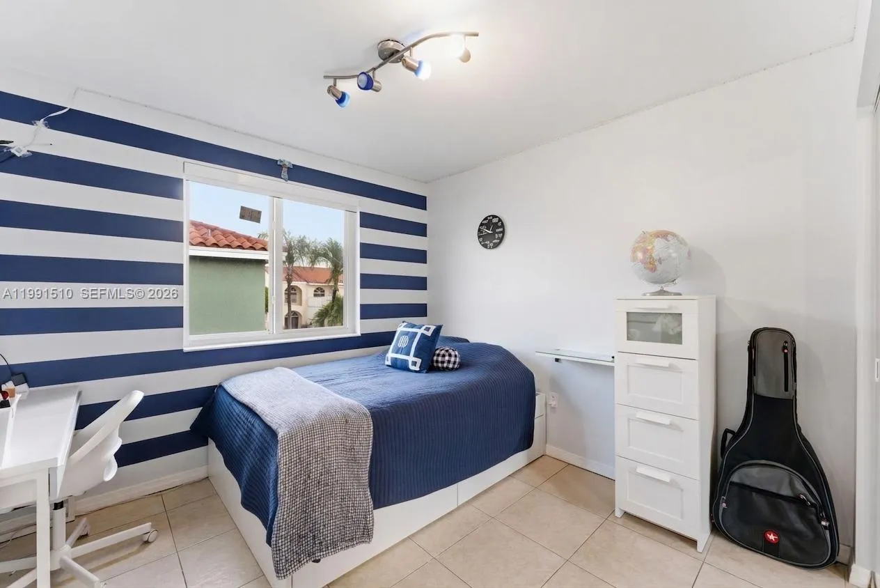 8657 Nw 2nd St, Miami, Florida 33126, Miami, Florida 33126, 5 Bedrooms Bedrooms, ,2 BathroomsBathrooms,Residential,For Sale,8657 Nw 2nd St, Miami, Florida 33126,A11991510