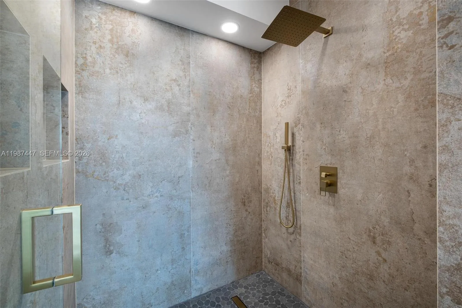 1365 Bay Ter 0, North Bay Village, Florida 33141, North Bay Village, Florida 33141, 5 Bedrooms Bedrooms, ,4 BathroomsBathrooms,Residential Lease,For Rent,1365 Bay Ter 0, North Bay Village, Florida 33141,A11987447