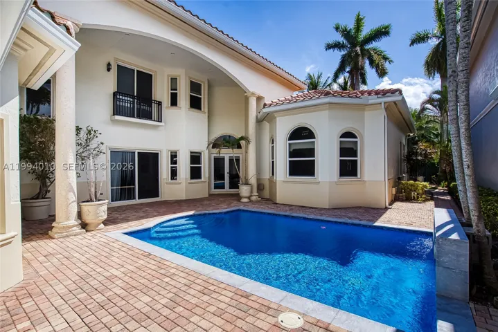 920 Captiva Dr, Hollywood, Florida 33019
