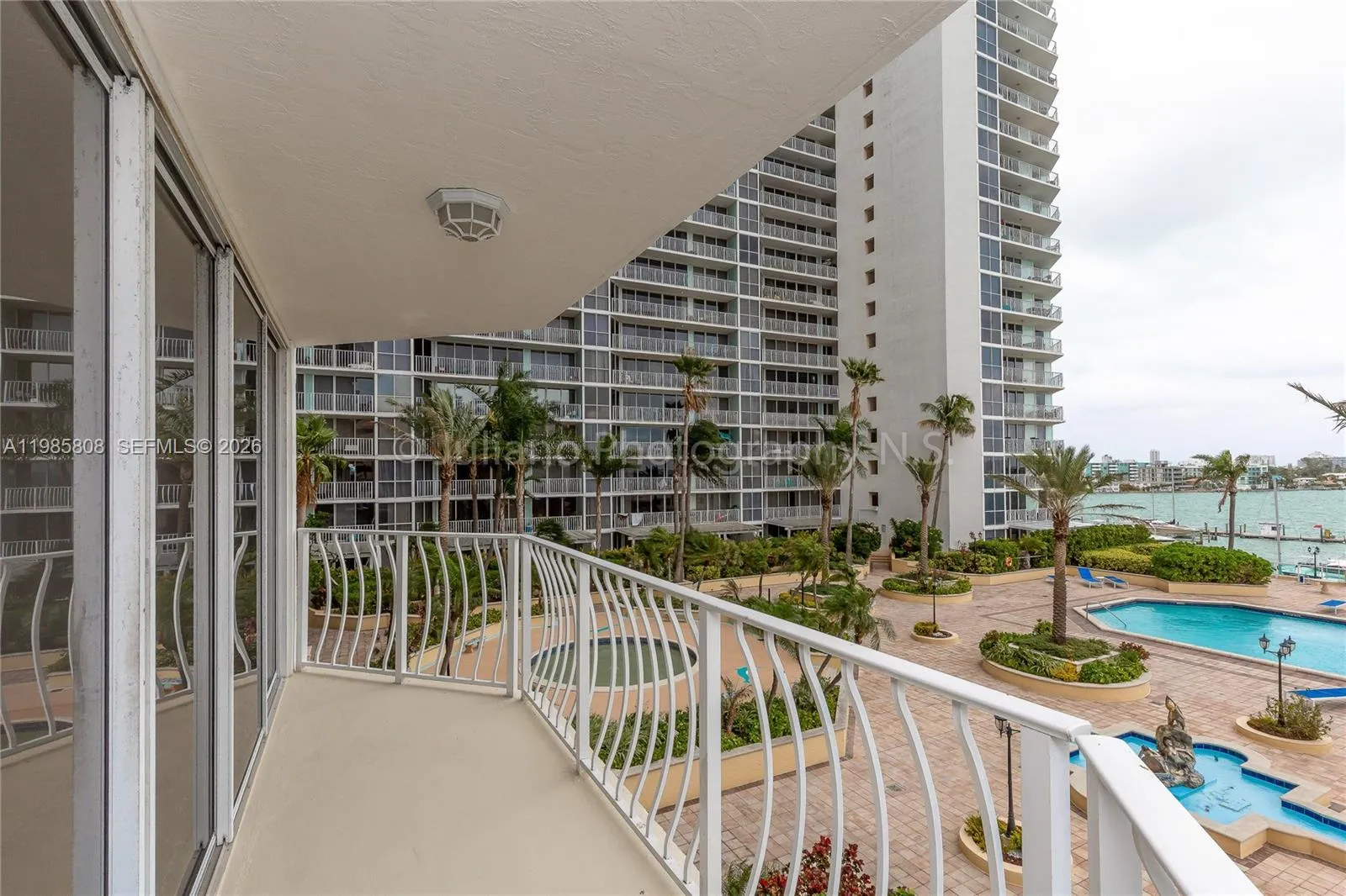 7601 E Treasure Dr 607, North Bay Village, Florida, North Bay Village, Florida 33141, 2 Bedrooms Bedrooms, ,2 BathroomsBathrooms,Residential Lease,For Rent,7601 E Treasure Dr 607, North Bay Village, Florida,A11985808