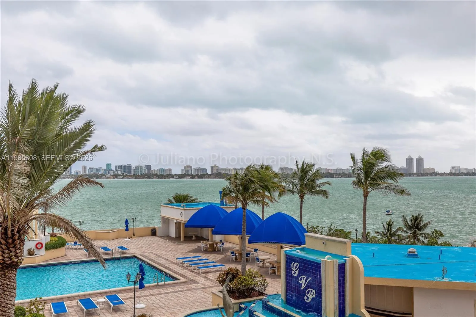 7601 E Treasure Dr 607, North Bay Village, Florida, North Bay Village, Florida 33141, 2 Bedrooms Bedrooms, ,2 BathroomsBathrooms,Residential Lease,For Rent,7601 E Treasure Dr 607, North Bay Village, Florida,A11985808