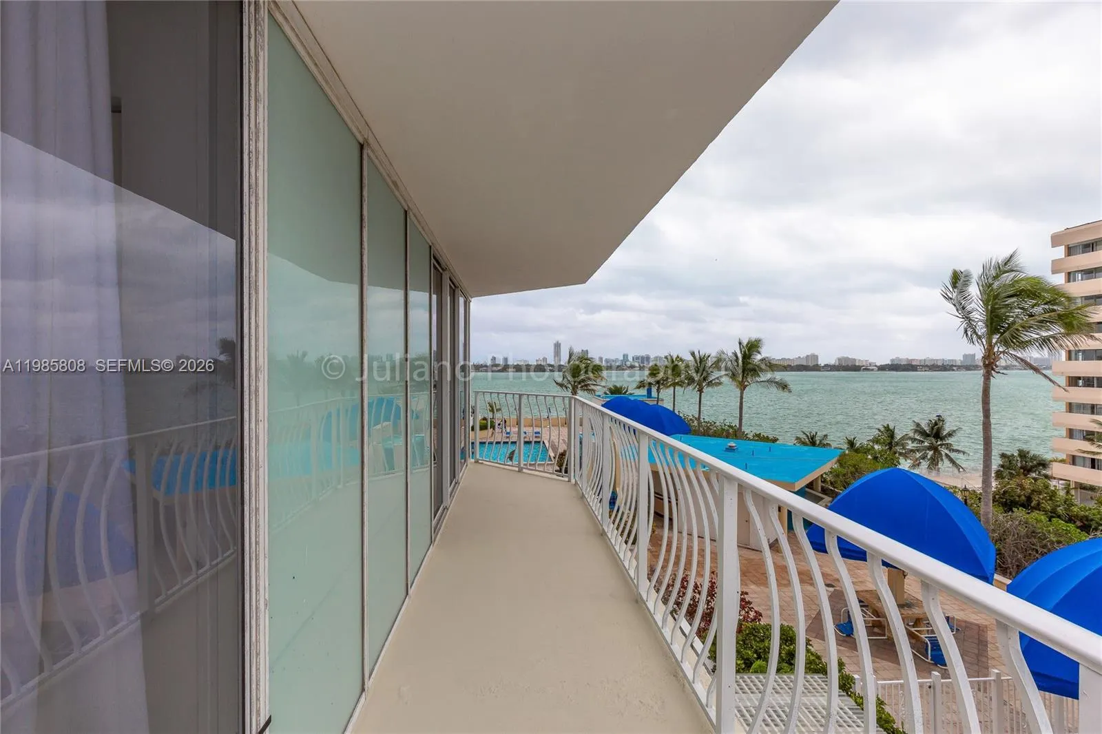 7601 E Treasure Dr 607, North Bay Village, Florida, North Bay Village, Florida 33141, 2 Bedrooms Bedrooms, ,2 BathroomsBathrooms,Residential Lease,For Rent,7601 E Treasure Dr 607, North Bay Village, Florida,A11985808