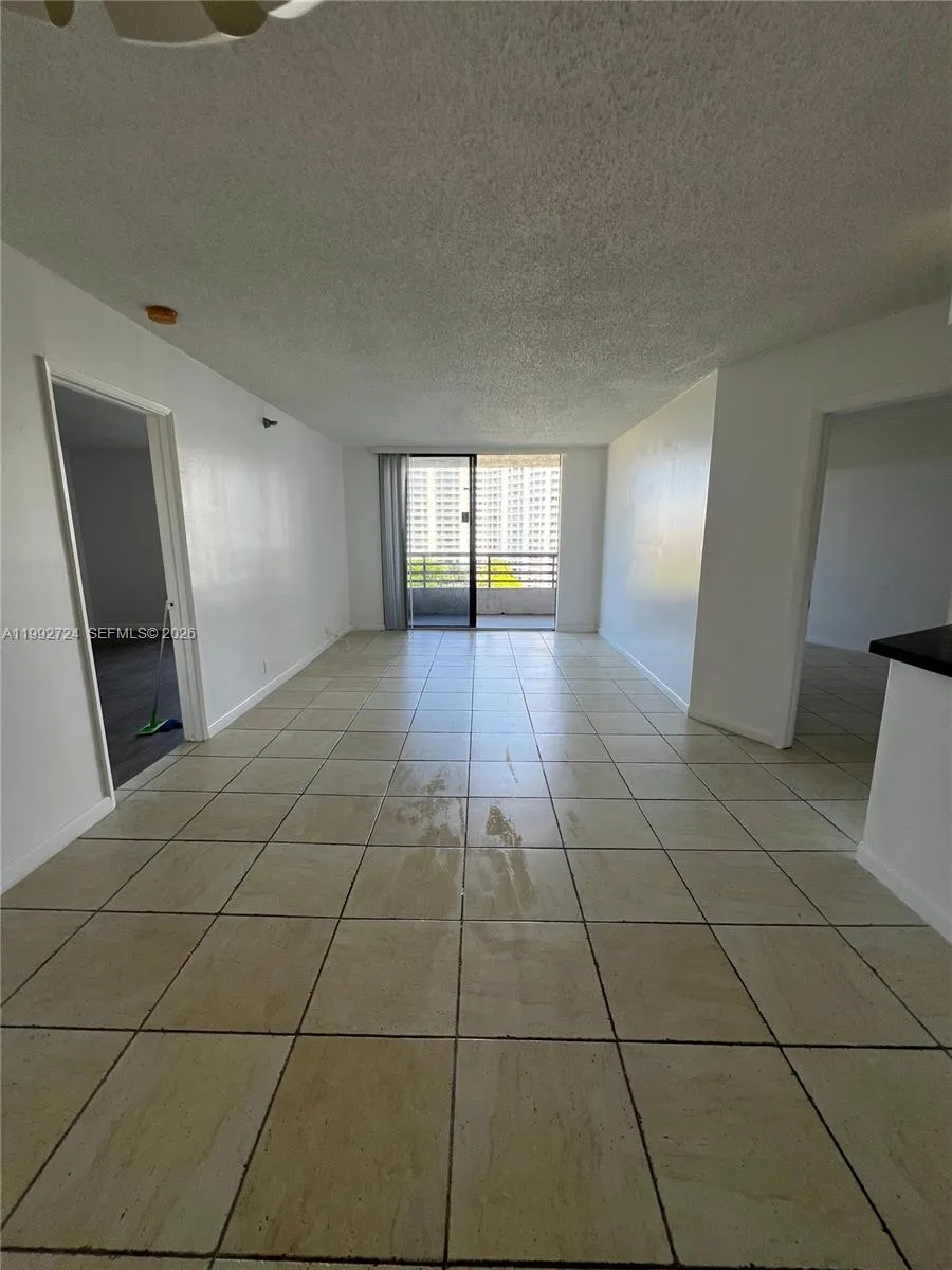 3300 Ne 191st St 909, Aventura, Florida 33180, Aventura, Florida 33180, 2 Bedrooms Bedrooms, ,2 BathroomsBathrooms,Residential Lease,For Rent,3300 Ne 191st St 909, Aventura, Florida 33180,A11992724