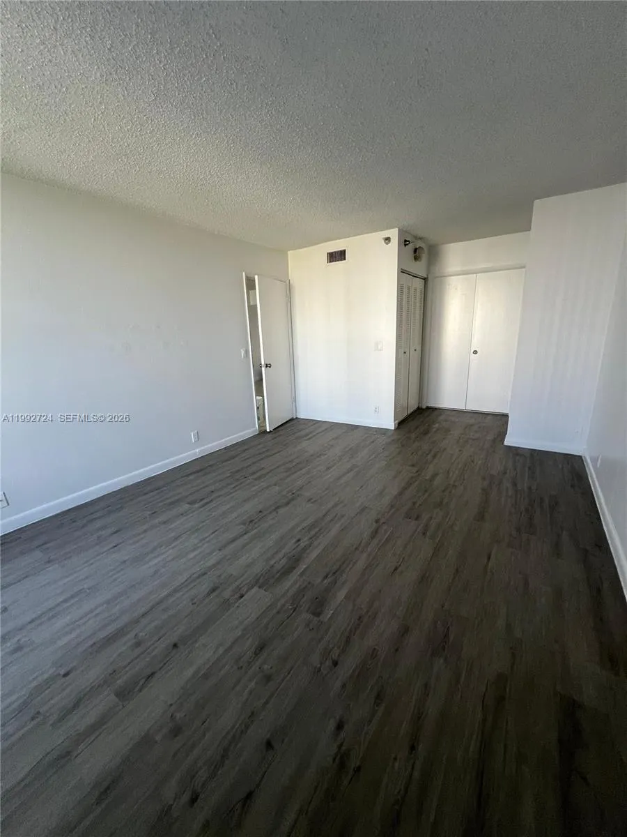 3300 Ne 191st St 909, Aventura, Florida 33180, Aventura, Florida 33180, 2 Bedrooms Bedrooms, ,2 BathroomsBathrooms,Residential Lease,For Rent,3300 Ne 191st St 909, Aventura, Florida 33180,A11992724