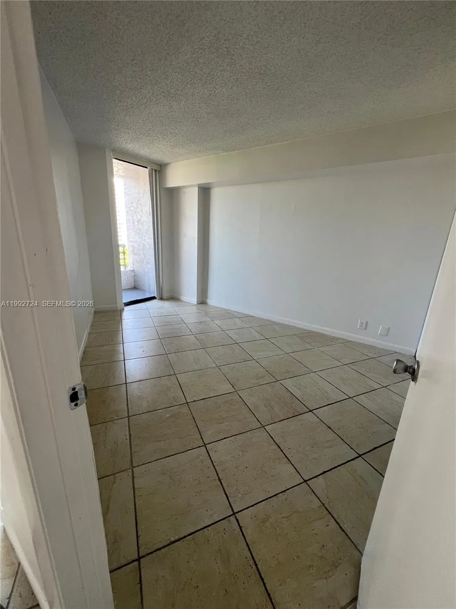 3300 Ne 191st St 909, Aventura, Florida 33180, Aventura, Florida 33180, 2 Bedrooms Bedrooms, ,2 BathroomsBathrooms,Residential Lease,For Rent,3300 Ne 191st St 909, Aventura, Florida 33180,A11992724