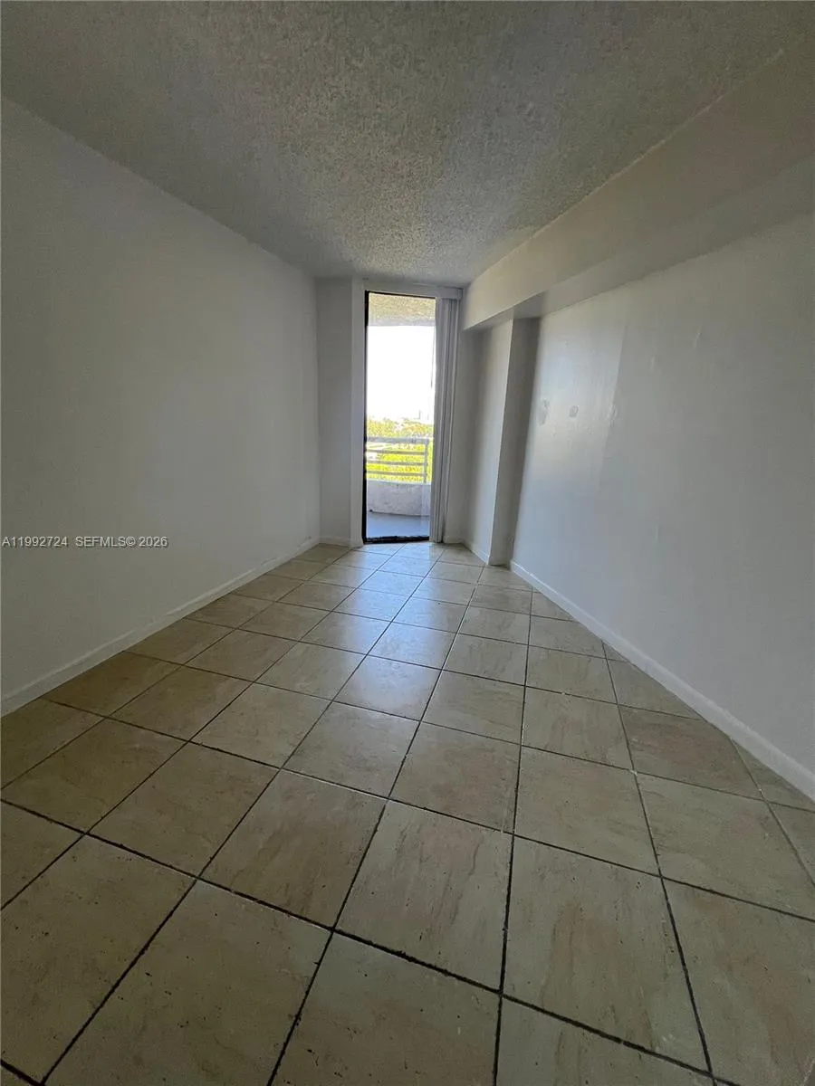 3300 Ne 191st St 909, Aventura, Florida 33180, Aventura, Florida 33180, 2 Bedrooms Bedrooms, ,2 BathroomsBathrooms,Residential Lease,For Rent,3300 Ne 191st St 909, Aventura, Florida 33180,A11992724