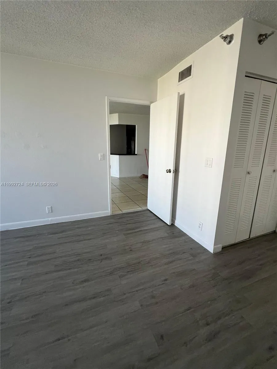 3300 Ne 191st St 909, Aventura, Florida 33180, Aventura, Florida 33180, 2 Bedrooms Bedrooms, ,2 BathroomsBathrooms,Residential Lease,For Rent,3300 Ne 191st St 909, Aventura, Florida 33180,A11992724