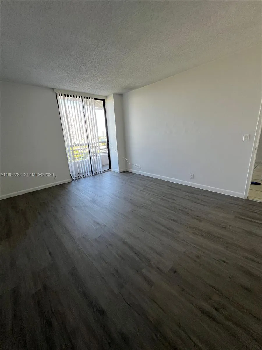 3300 Ne 191st St 909, Aventura, Florida 33180, Aventura, Florida 33180, 2 Bedrooms Bedrooms, ,2 BathroomsBathrooms,Residential Lease,For Rent,3300 Ne 191st St 909, Aventura, Florida 33180,A11992724