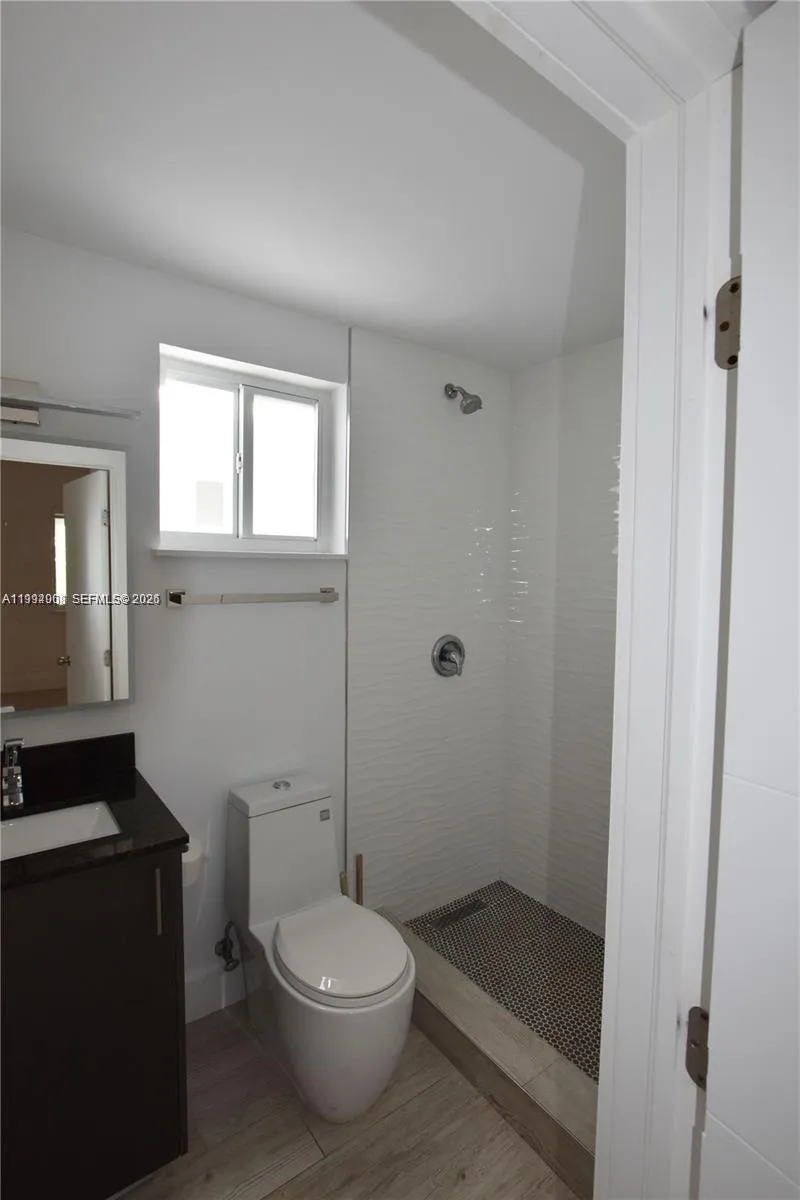 835 Sw 8th Ave, Miami, Florida 33130, Miami, Florida 33130, ,Commercial Sale,For Sale,835 Sw 8th Ave, Miami, Florida 33130,A11994008