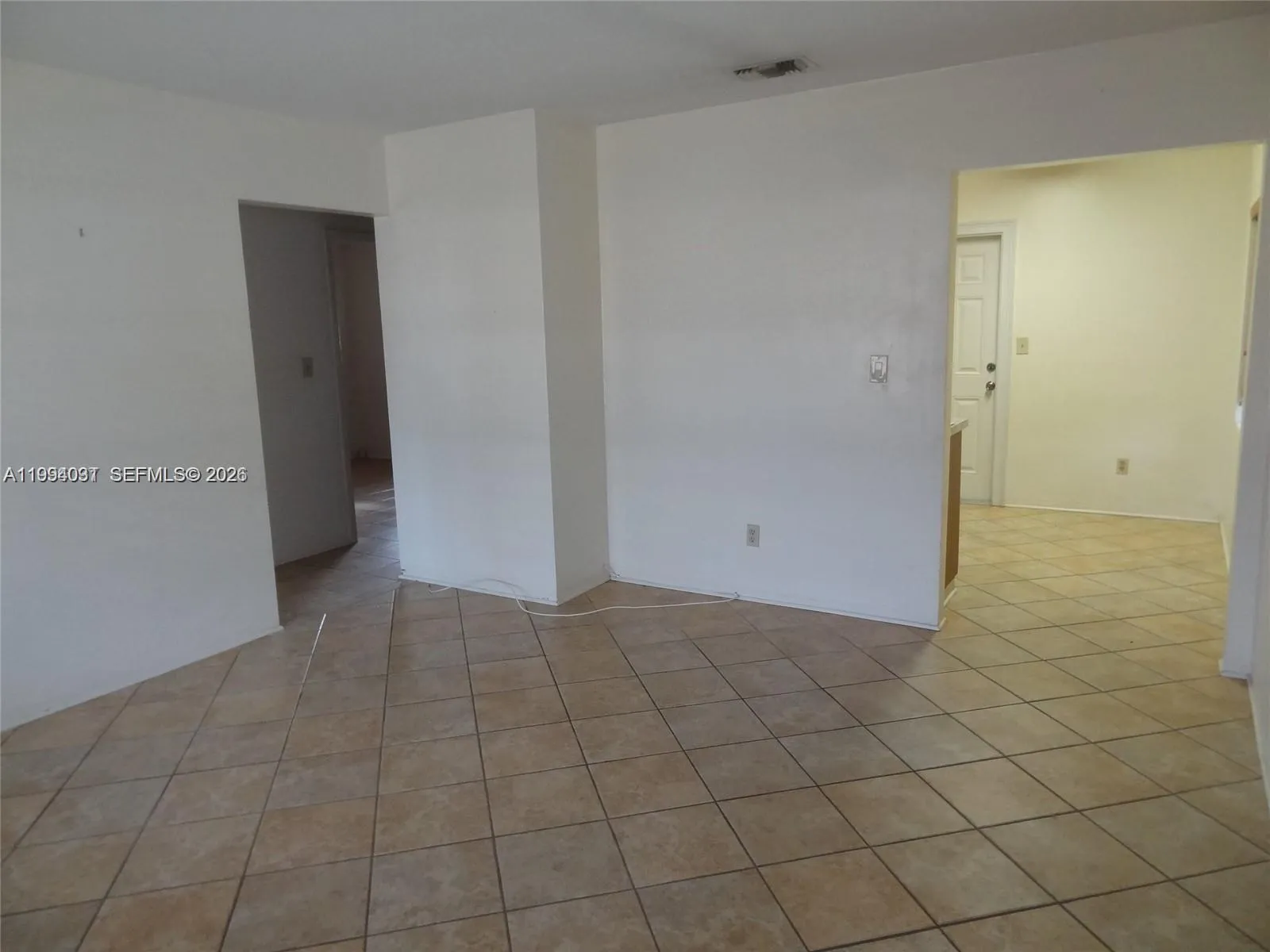 2212 Johnson St 2212, Hollywood, Florida 33020, Hollywood, Florida 33020, 2 Bedrooms Bedrooms, ,1 BathroomBathrooms,Residential Lease,For Rent,2212 Johnson St 2212, Hollywood, Florida 33020,A11994031