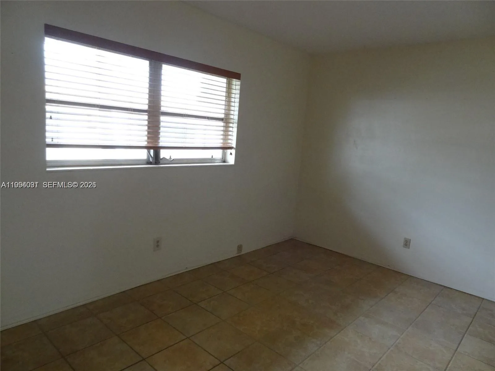 2212 Johnson St 2212, Hollywood, Florida 33020, Hollywood, Florida 33020, 2 Bedrooms Bedrooms, ,1 BathroomBathrooms,Residential Lease,For Rent,2212 Johnson St 2212, Hollywood, Florida 33020,A11994031